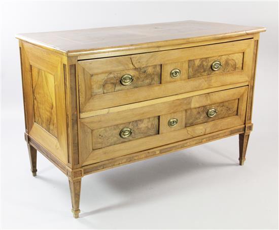 Late 18th / early 19th century Swiss walnut commode, W.4ft 1in.(-)